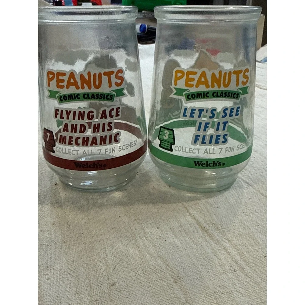 Vintage Welchs Peanuts Comic Classics Jelly Jars Snoopy Charlie Brown Set of 2